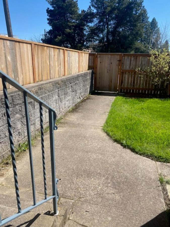 Spacious Lower Level Living All For You! Corvallis Exteriör bild